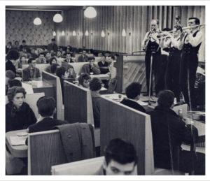 Old Bailley and His Traditional Jazz Advocates - Staten Suite